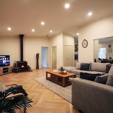 The Birch House - Silver Birches Accommodation ไบรท์ ภายนอก รูปภาพ