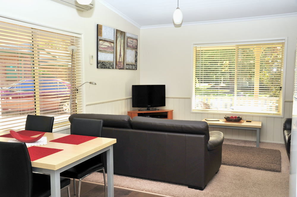 The Birch House - Silver Birches Accommodation ไบรท์ ภายนอก รูปภาพ